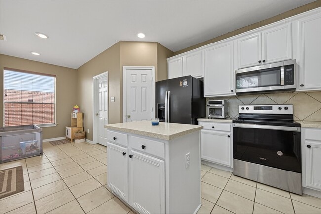 Photo - 59 Genesee Ridge Dr