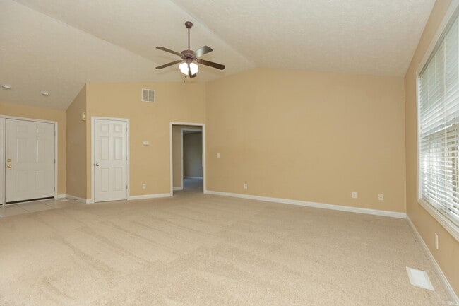 10599 Tecumseh Dr