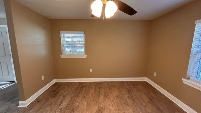 Photo - 4114 Provost St