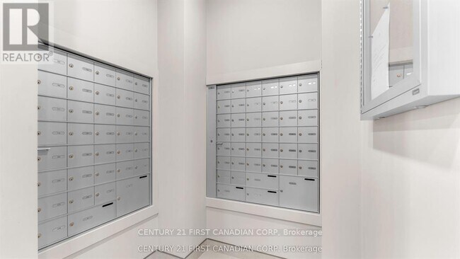 Photo - 1975 Fountain Grass Dr Unité 402