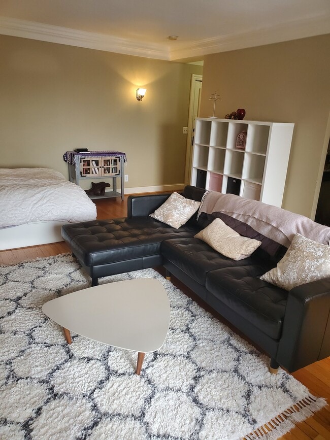 Photo - 15 E Kirby St Unit 906