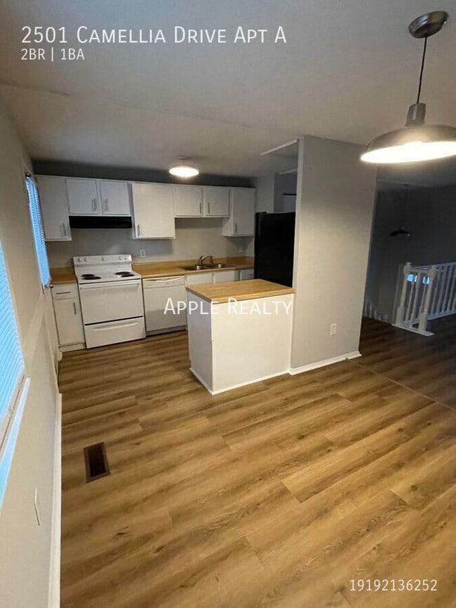 Photo - 2501 Camellia Dr