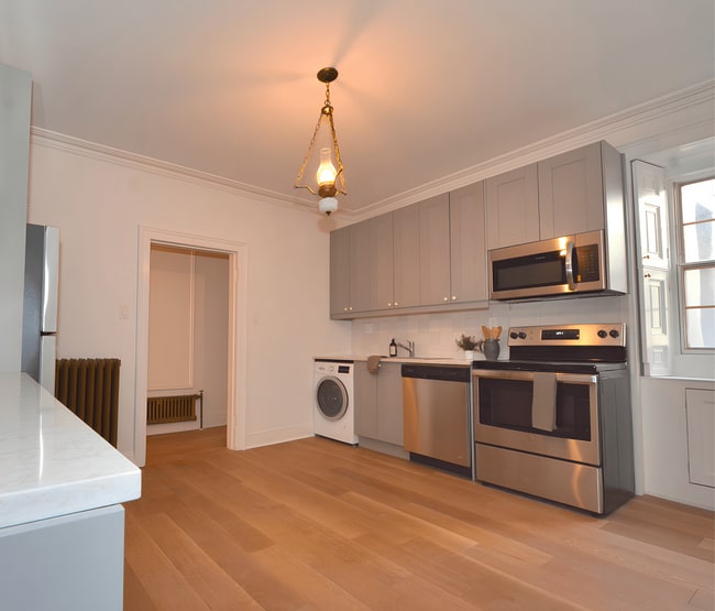 1352 Hollis Street - 1352 Hollis Street