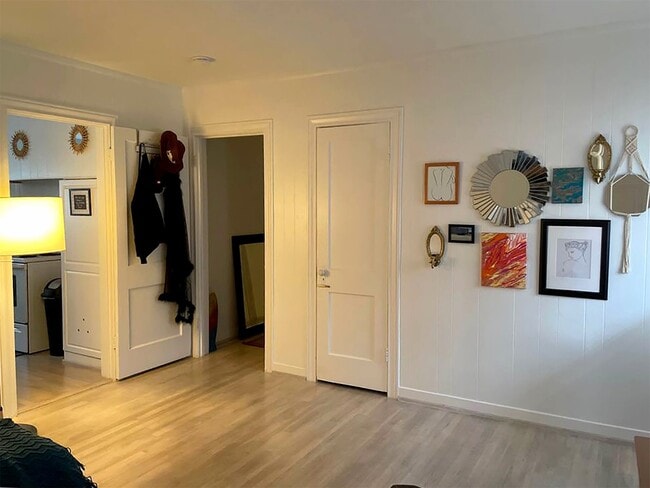 Photo - 1509 Enid St Unit B