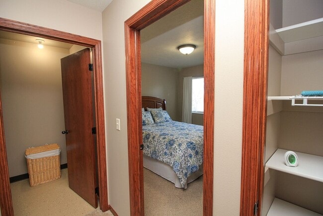 Boulder Creek Apartments