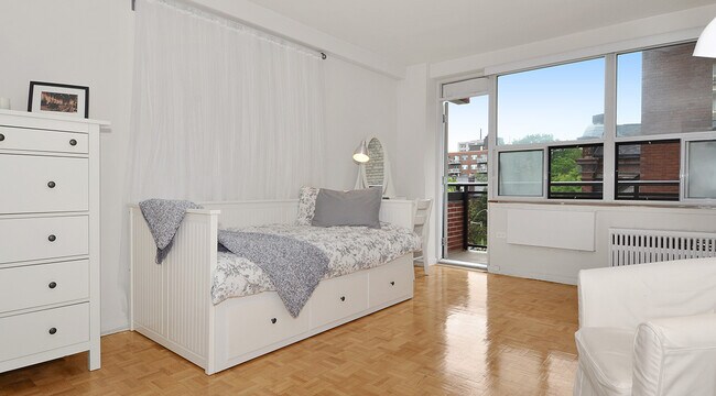 Photo - 214 St George St Unité 00805