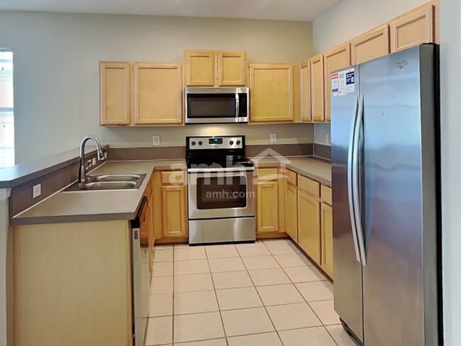 Photo - 658 Southland Ln