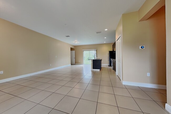 Photo - 5017 SW 165th Street Rd