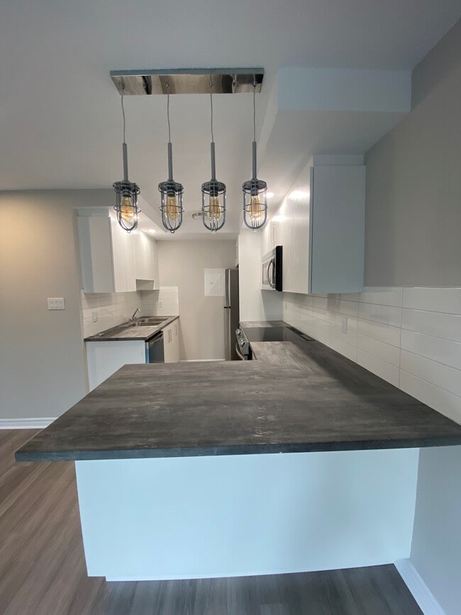 Photo - 7 Rufus Ave Unit 13