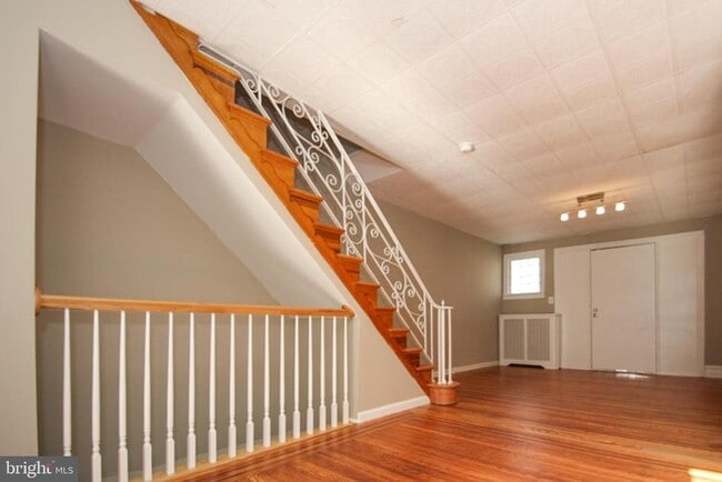 Building Photo - 5768 N 20th St