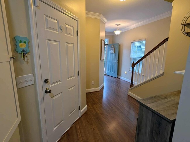 Photo - 400 Laurel Leaf Dr