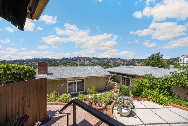 Photo - Charming La Habra Heights Home with Scenic Views – 2 Bed, 2 Bath