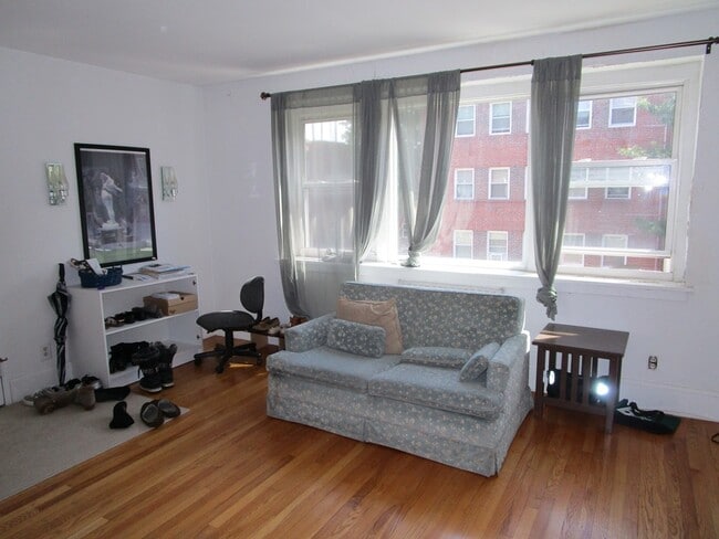 Photo - 6 O'Leary Way Unit 82