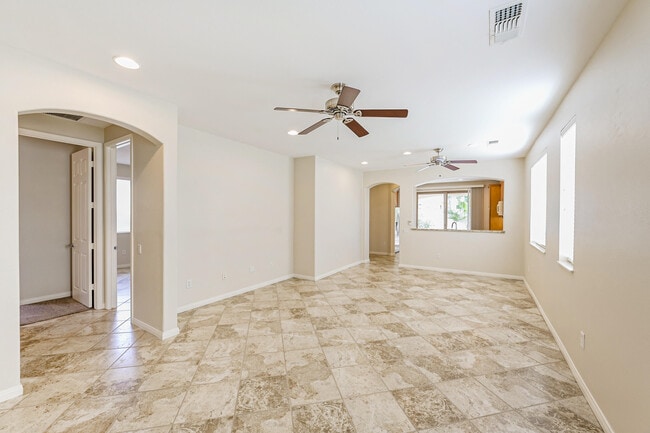 Photo - 41544 Via Arleta