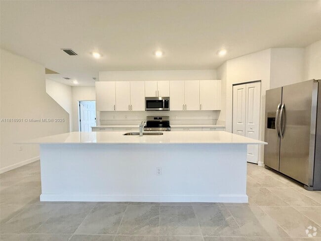 Building Photo - 3032 Park Pl Rental