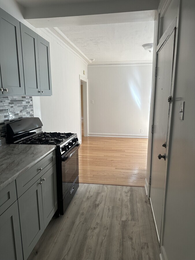 Photo - 6861 S Crandon Ave Unit 6861-1