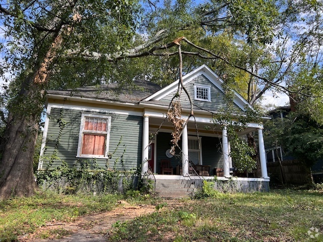 Building Photo - Welcome Home On the West End