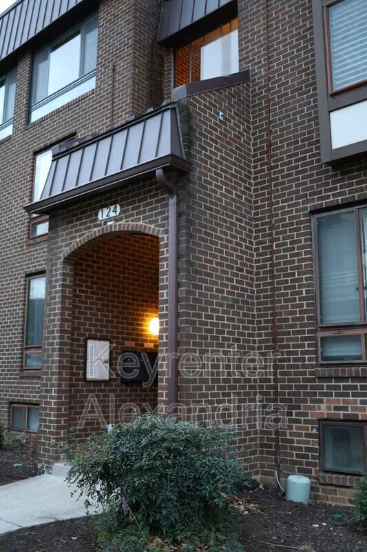 Photo - 124 Roberts Ln Unit 101