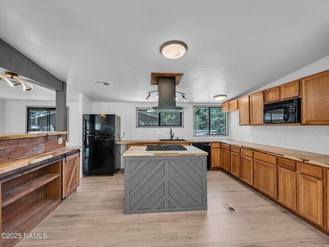 2310 Keams Canyon Trl