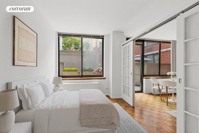 Photo - 250 W 89th St