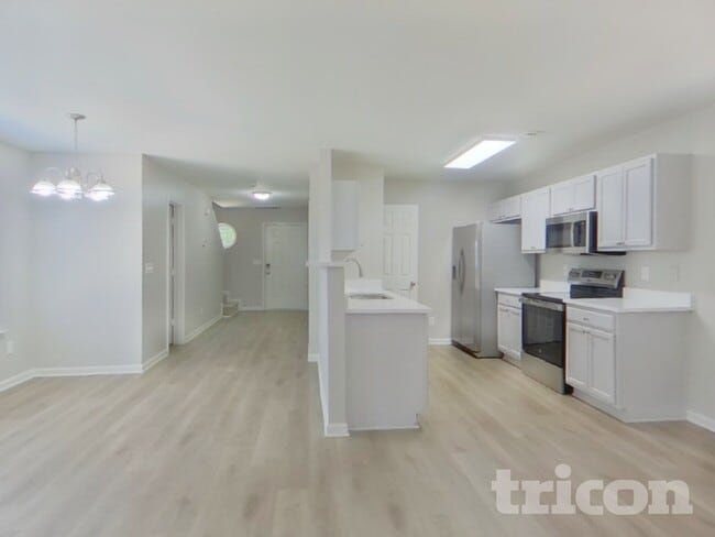 Photo - 8743 Sharonbrook Dr