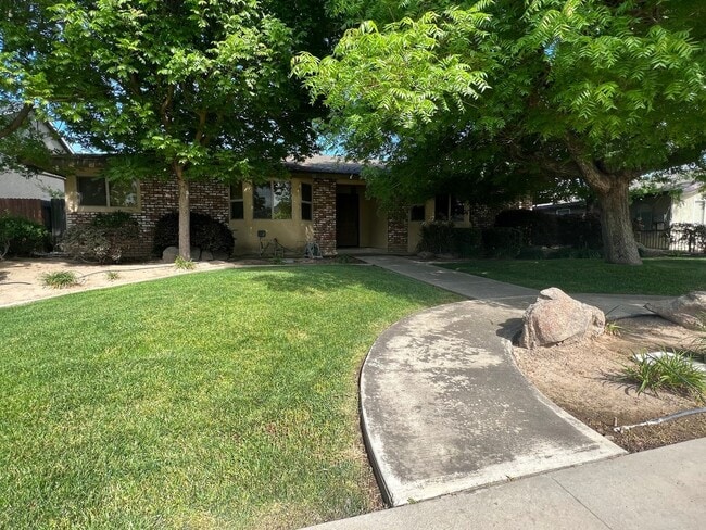 Photo - Beautiful home in Kingsburg