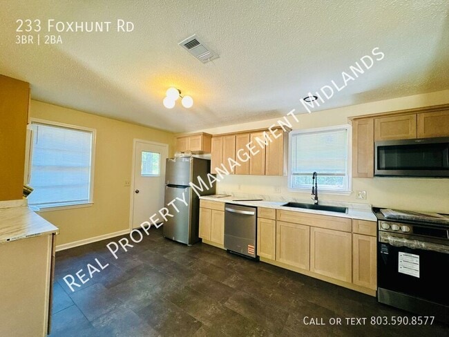 Photo - 233 Foxhunt Rd