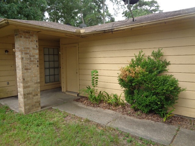 Building Photo - 1616 Hazelwood St Rental