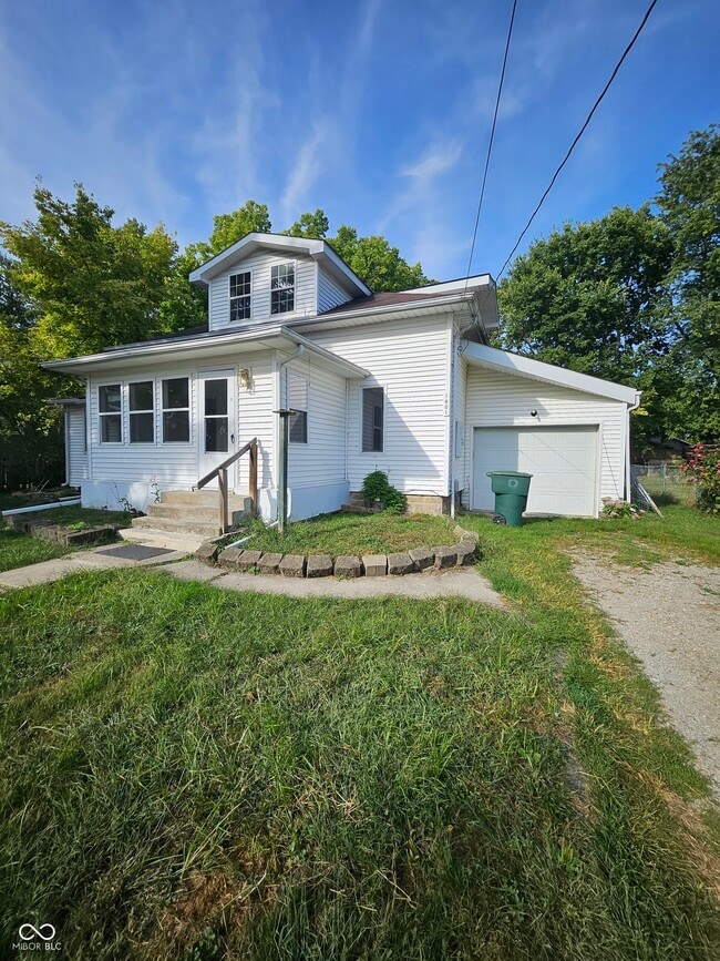 Photo - 1801 S Luick Ave