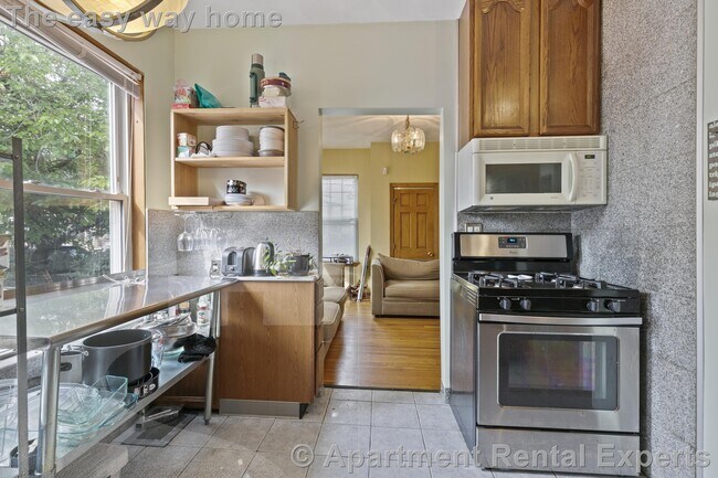 Photo - 32 William St Unit #1