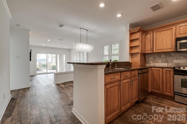 Photo - 646 Portside Dr