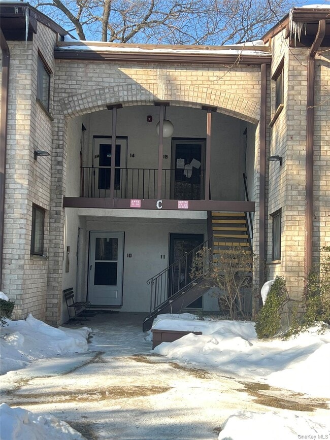 Building Photo - 2 Secora Rd Unit 16