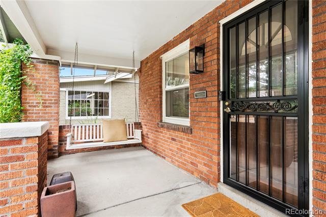 Photo - 825 S Gaylord St