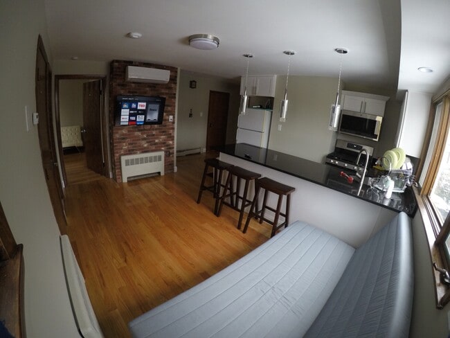 Building Photo - 230 Brookline St Unit 1 Rental