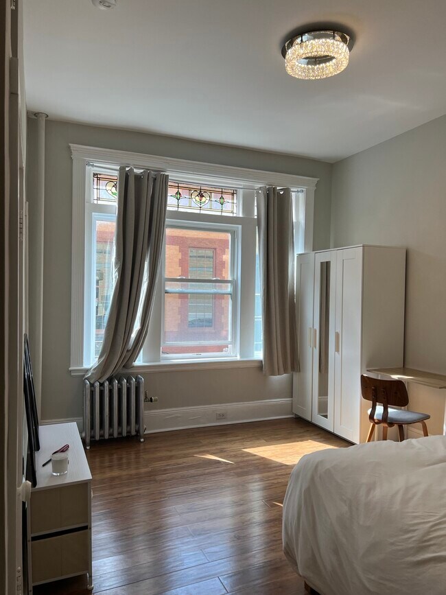 Photo - 54 Gainsborough St