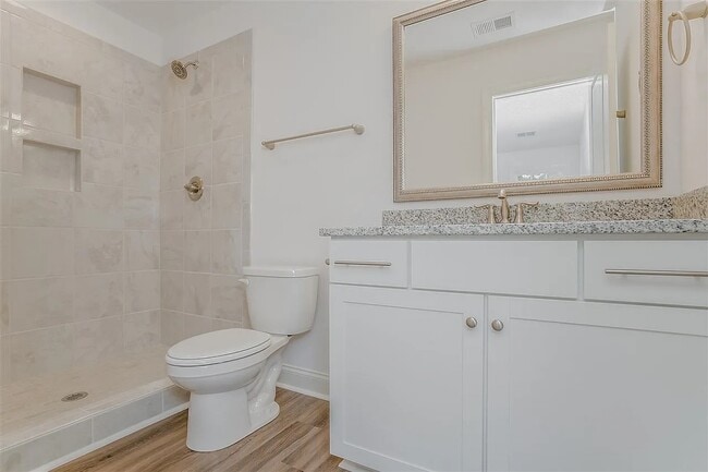 Photo - 176 Silver Hill St