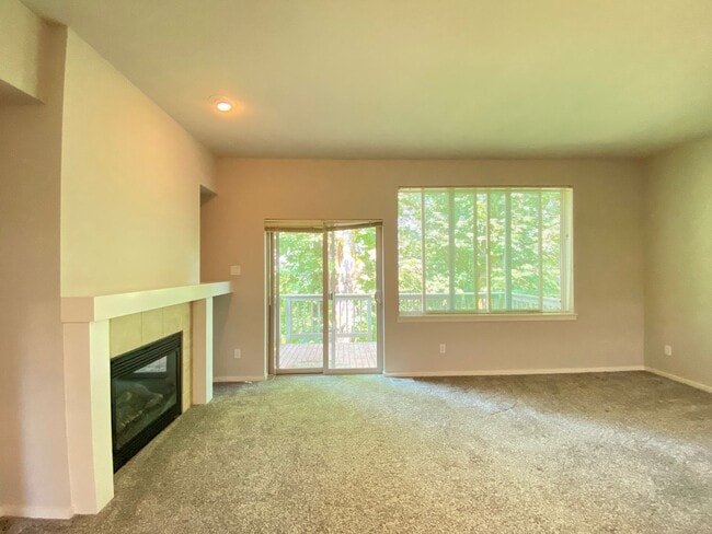 Photo - 2068 NW Boulder Way Dr