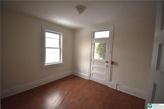 Photo - 312 March St Unit 2