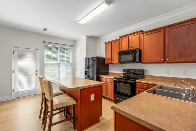 Photo - 3760 Shadow Ridge Dr