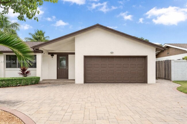 Building Photo - 12911 SW 148th Terrace Rd