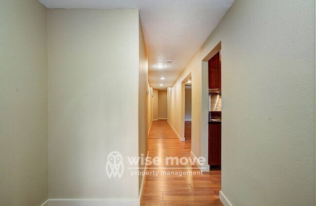 Photo - Burnt Bridge Creek 4 bedroom- Single Level