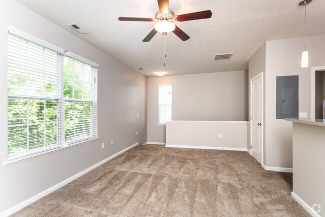 1BR, 1BA - 812 SF - Bentley Flat - The Villages at Waggoner Park Apartment
