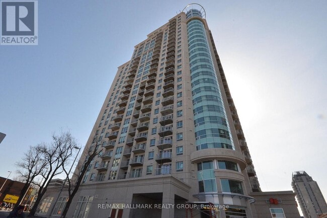 Photo - 234 Rideau St Unit 2202