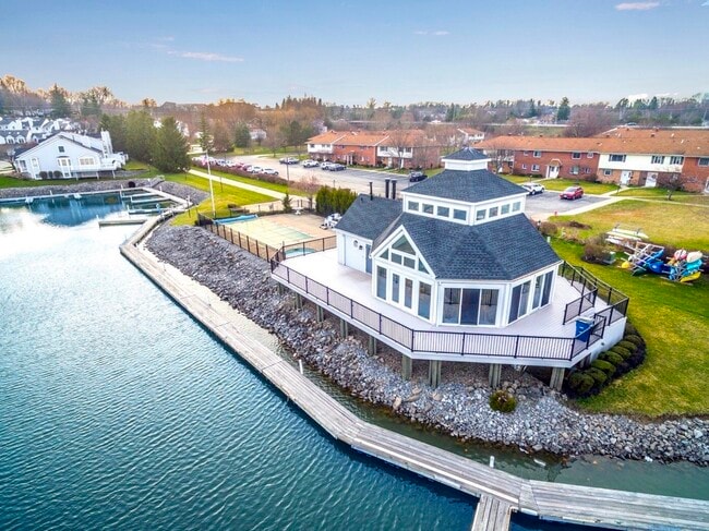 Photo - 79 Windward Way