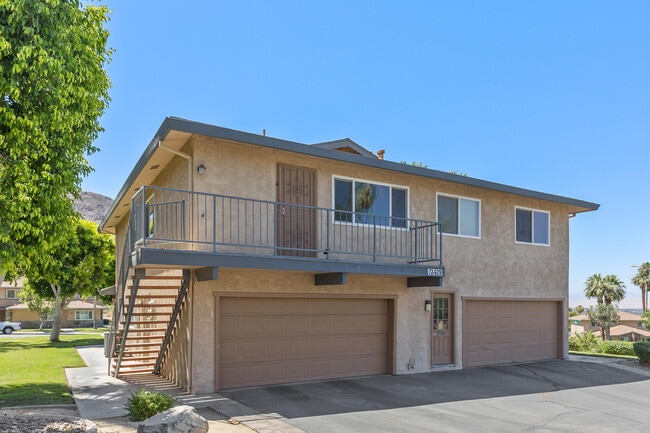 Building Photo - 72629 Edgehill Dr Unit 4