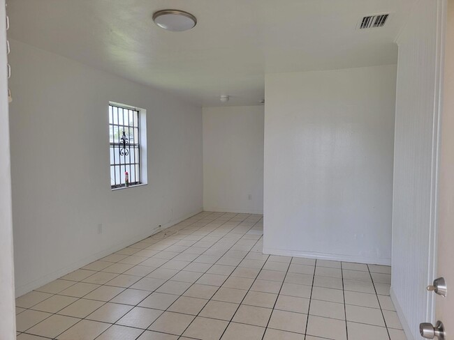 Photo - 2971 NW 160th St