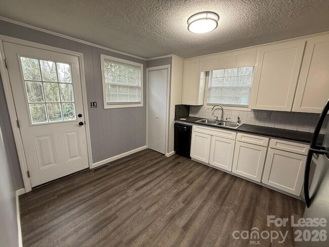 Photo - 1456 17th Ave NE