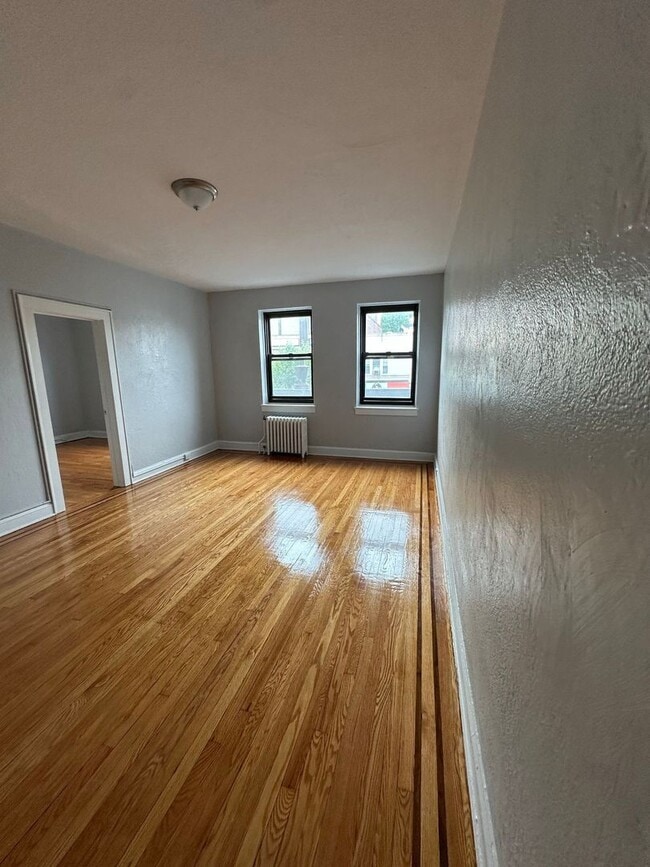 Photo - Palisades Towers