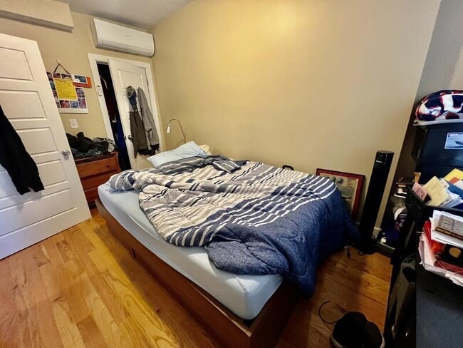 Photo - 832 Dorchester Ave