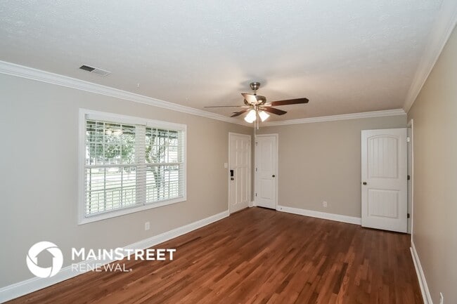 Photo - 8467 Fairview Dr